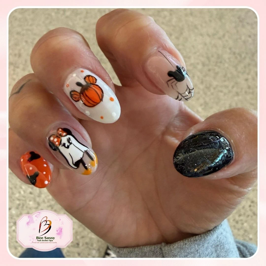 Halloween Nail Art Oct 22 2026